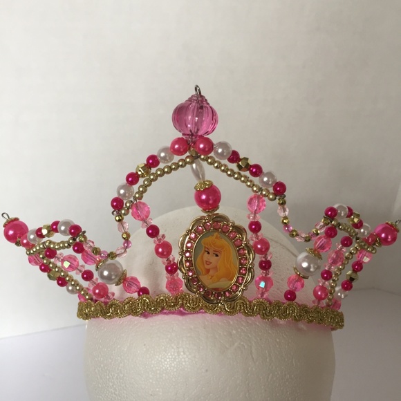 Disney Princess Aurora Costume & Accessories - Picture 5 of 8